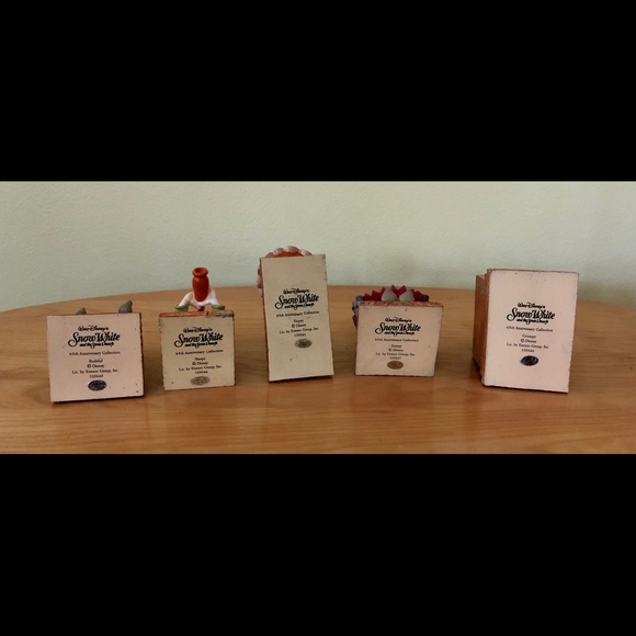 Disney lot of 5 Snow White and the Seven Dwarfs Figurines - Picture 8 of 12